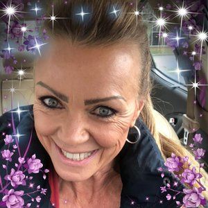 Meet your Posher, Paula